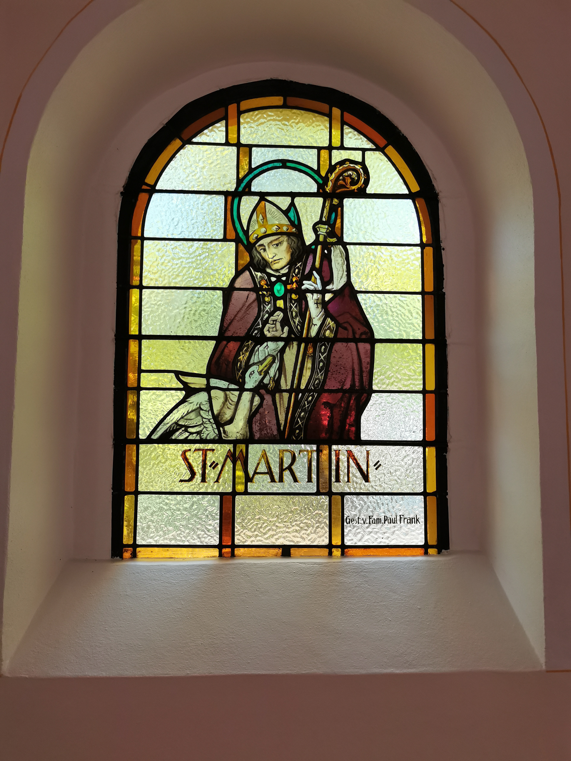 Erstes Seitenfenster links