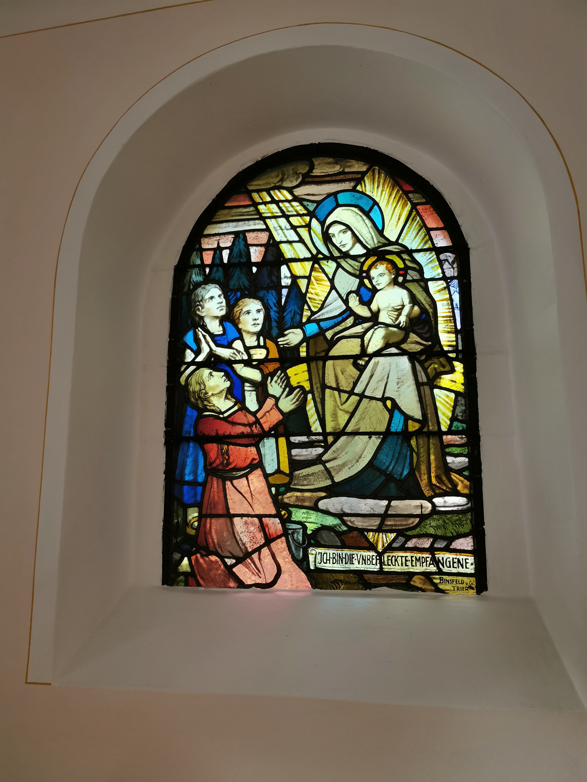 Zweites Seitenfenster links
