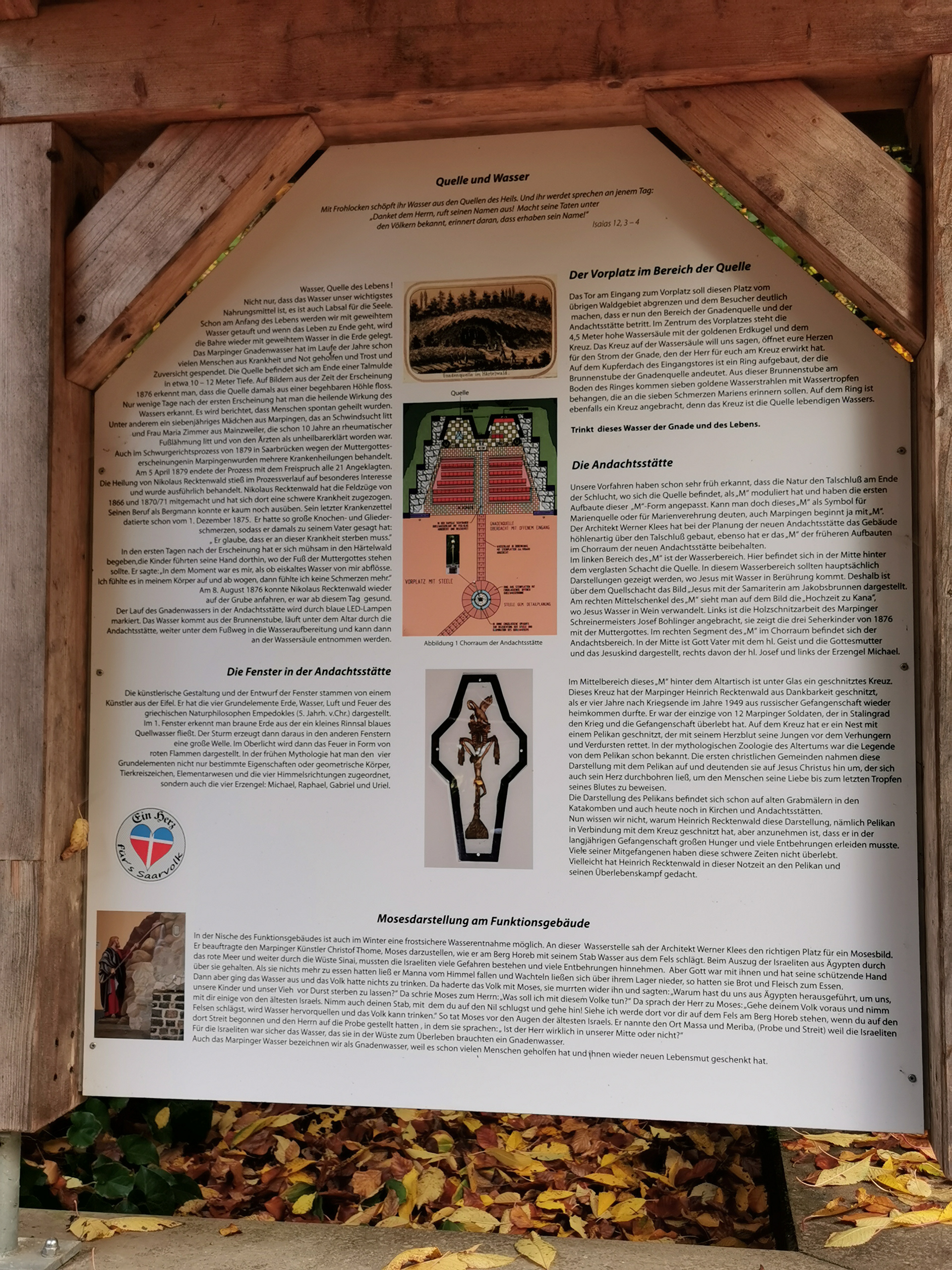 Informationstafel im Eingangsbereich