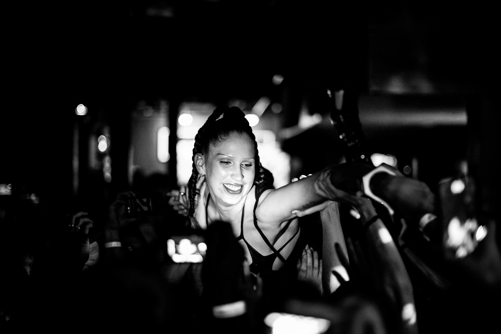 black and white concert photo of a vocalist performing, San Antonio concert photographer Chris Stokes