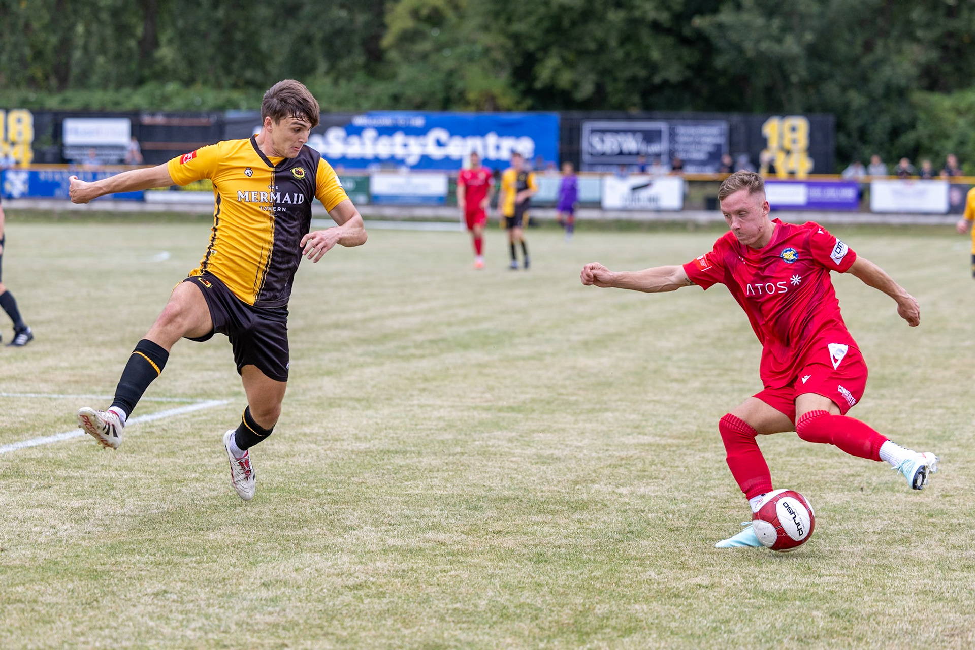 Prescot, ENGLAND - during the NPL Premier Division match between Prescot Cables and Stockton Town at Prescot.Canon Canon EOS R3 800 1/4000 2.8 (Pic by John Middleton)