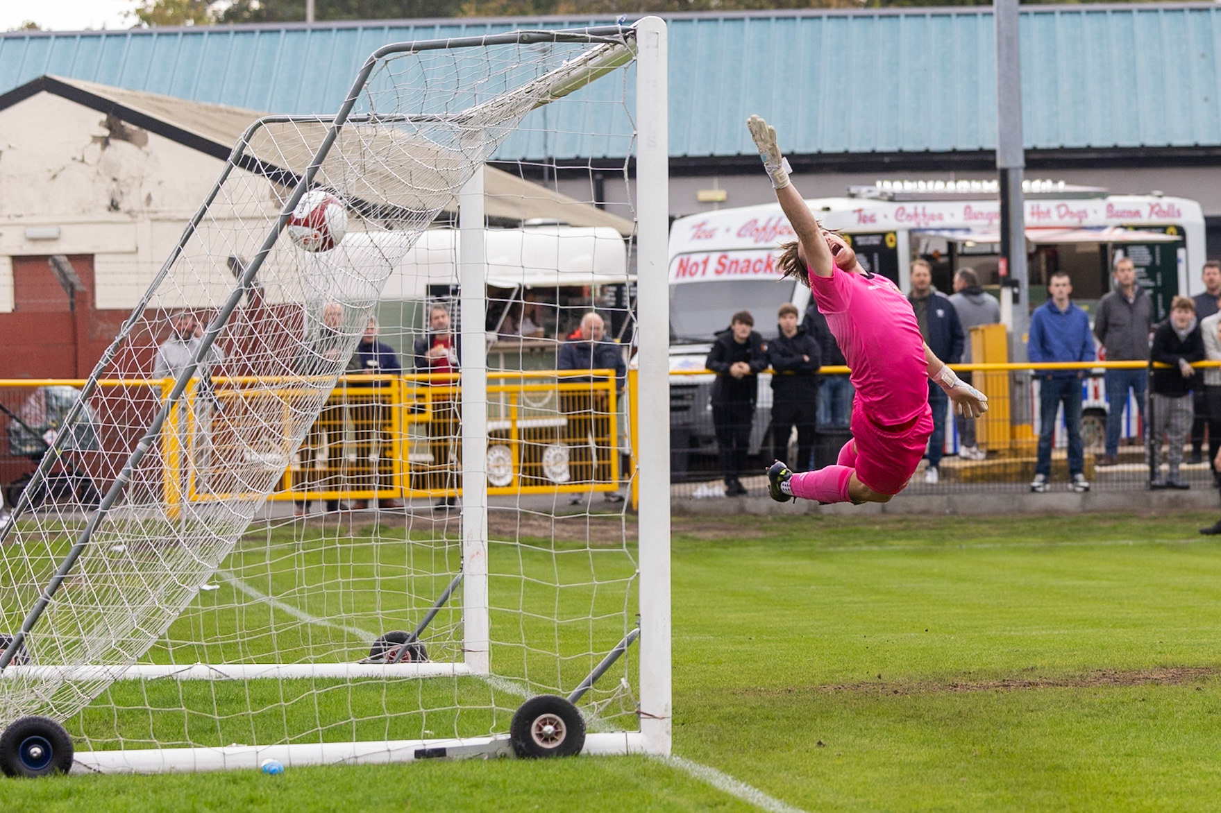 Prescot, ENGLAND -  during the NPL Premier Division match between Prescot Cables and  FC United  at The Auto Safety Centre StadiumCanon Canon EOS R3 1000 1/3200 2.8 (Pic by John Middleton)