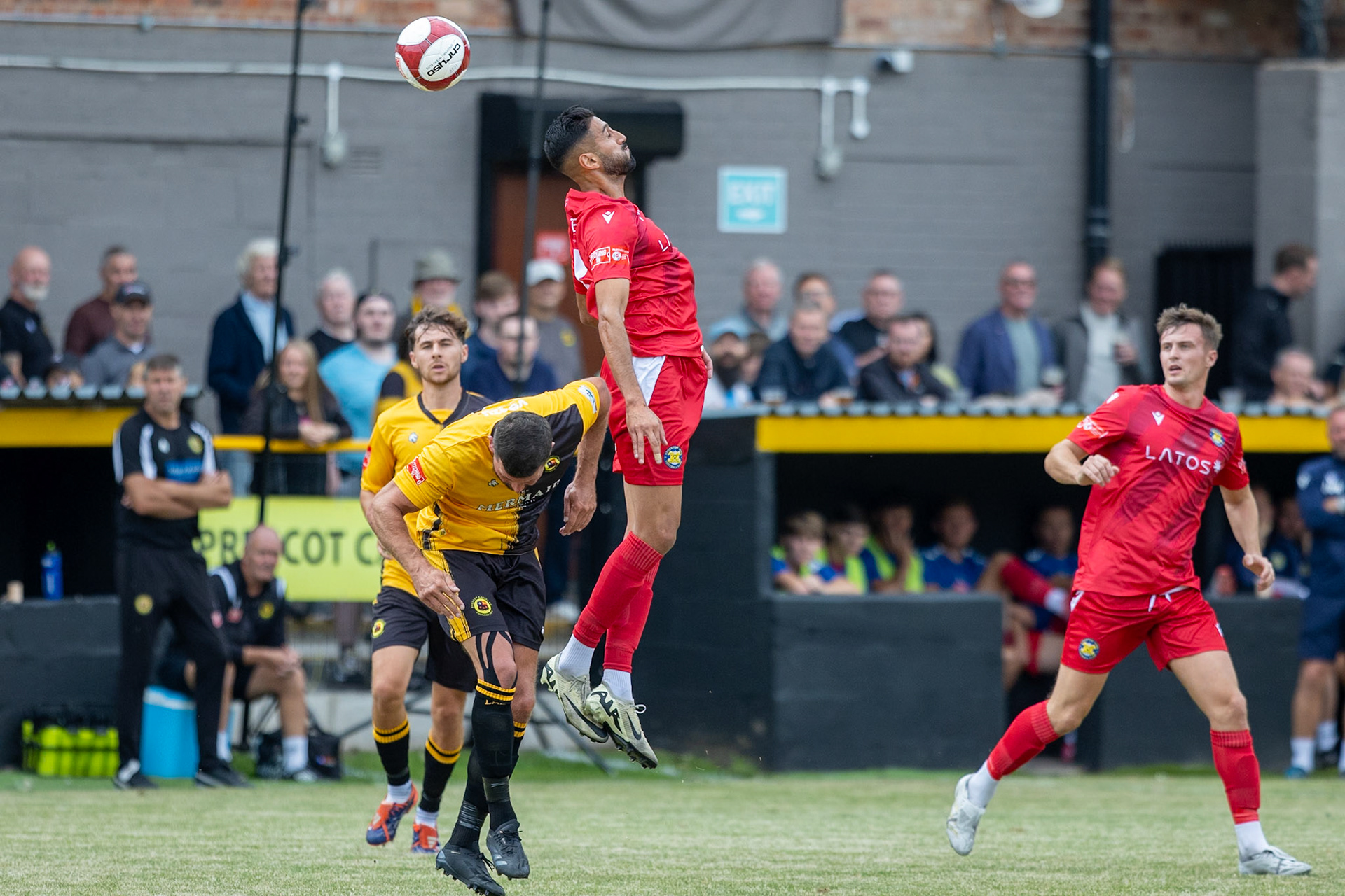 Prescot, ENGLAND - during the NPL Premier Division match between Prescot Cables and Stockton Town at Prescot.Canon Canon EOS R5 800 1/6400 2.8 (Pic by John Middleton)