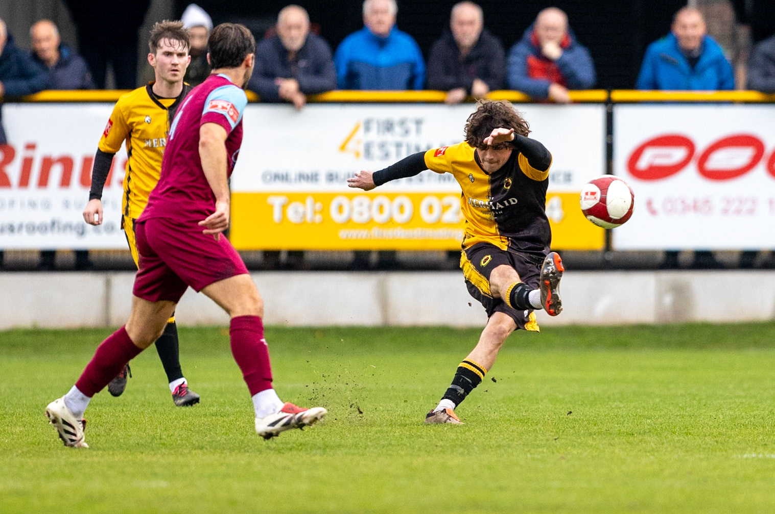 Prescot, ENGLAND -  during the NPL Premier Division match between Prescot Cables and  Stocksbridge Park Steels  at The Auto Safety Centre StadiumCanon Canon EOS R5 2000 1/3200 2.8 (Pic by John Middleton)