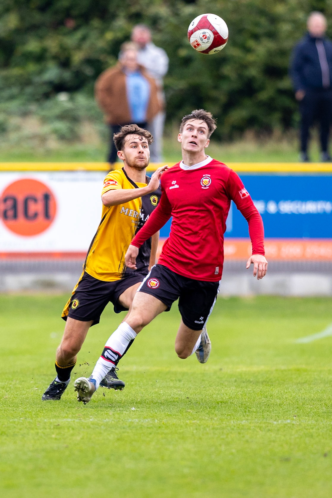 Prescot, ENGLAND -  during the NPL Premier Division match between Prescot Cables and  FC United  at The Auto Safety Centre StadiumCanon Canon EOS R5 800 1/2000 2.8 (Pic by John Middleton)