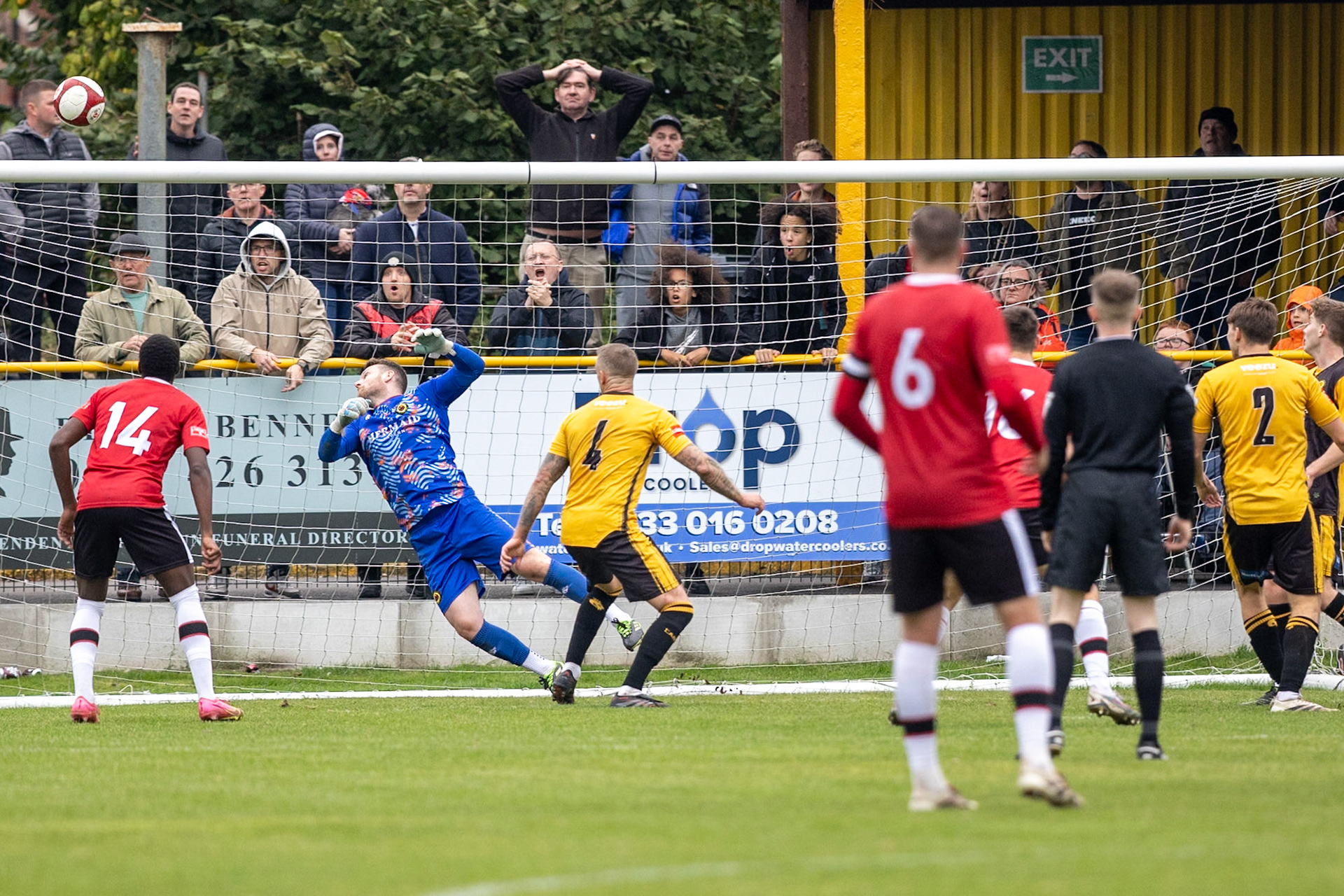 Prescot, ENGLAND -  during the NPL Premier Division match between Prescot Cables and  FC United  at The Auto Safety Centre StadiumCanon Canon EOS R5 1250 1/2000 2.8 (Pic by John Middleton)