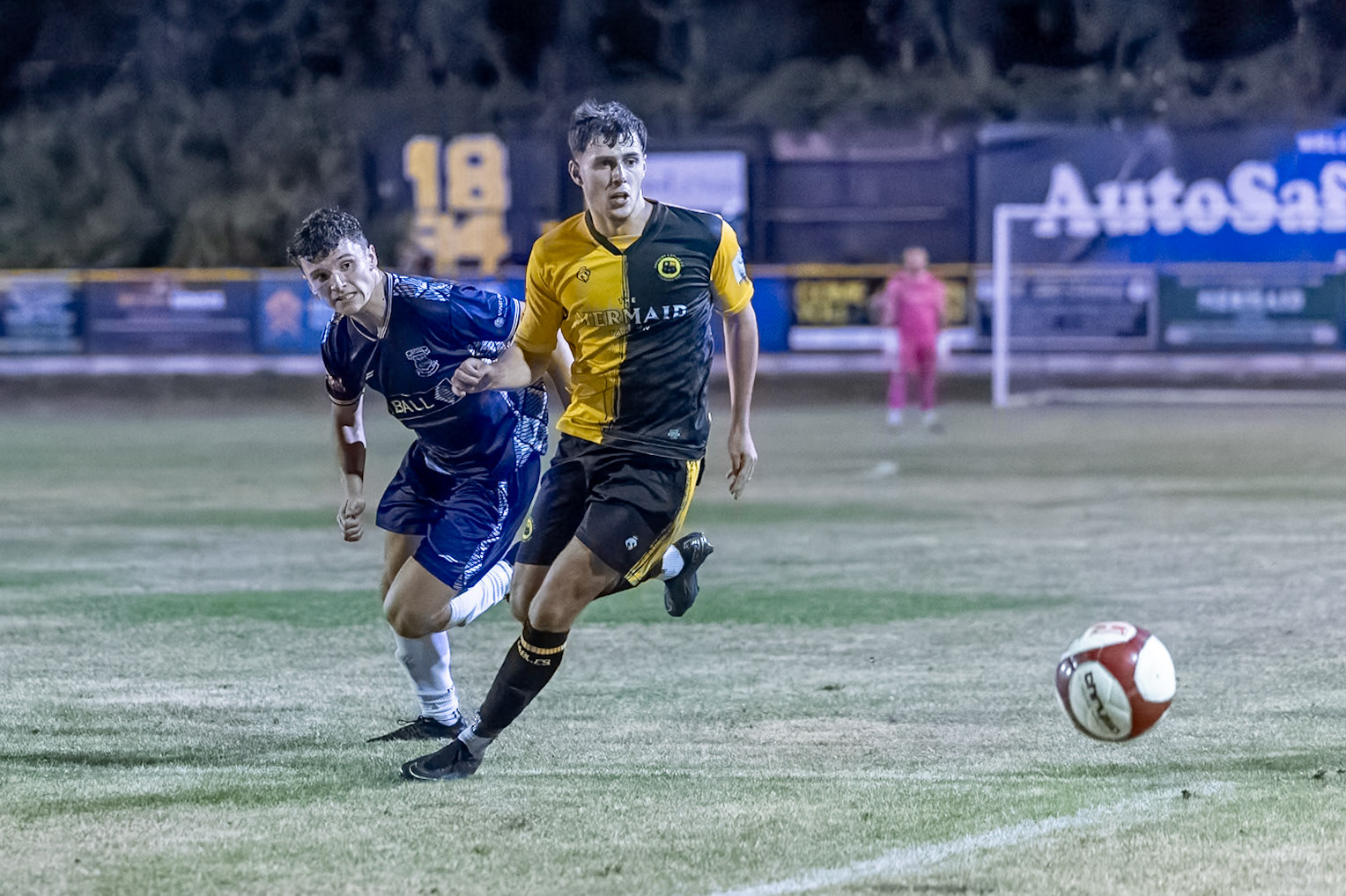 Prescot, ENGLAND -  during the NPL Premier Division match between Prescot Cables and  Leek Town  at The Auto Safety Centre StadiumCanon Canon EOS R3 12800 1/1600 2.8 (Pic by John Middleton)