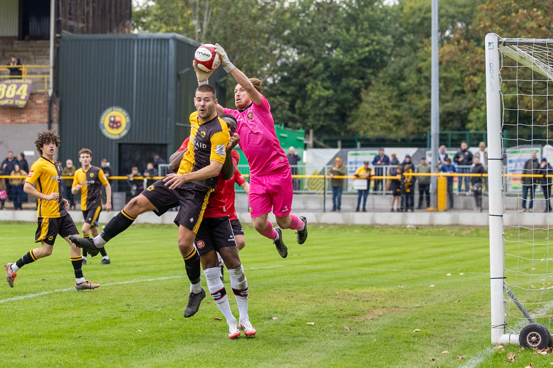 Prescot, ENGLAND -  during the NPL Premier Division match between Prescot Cables and  FC United  at The Auto Safety Centre StadiumCanon Canon EOS R3 1250 1/2500 2.8 (Pic by John Middleton)