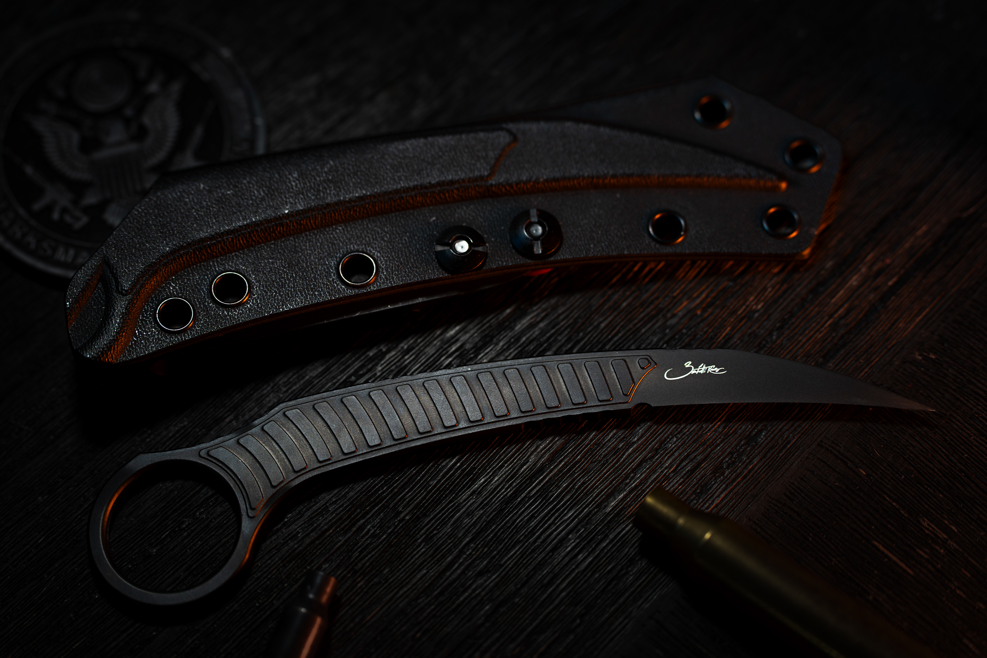 Microtech Feather - Signature Edition Black DLC