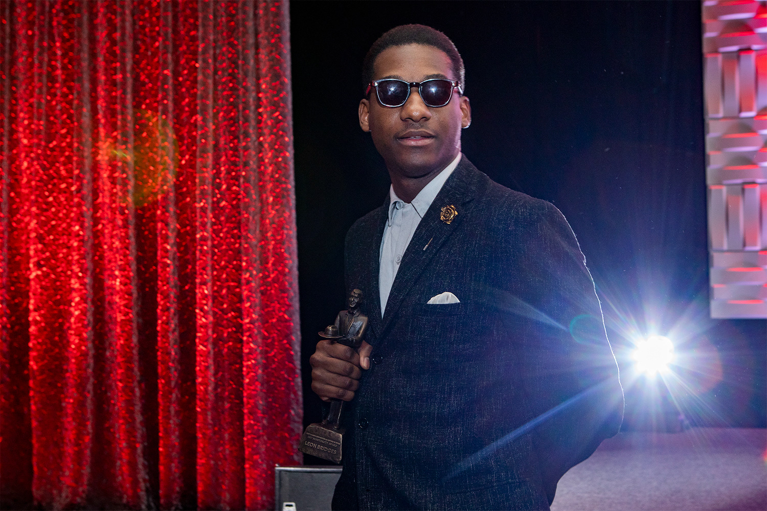 Leon Bridges, Musician