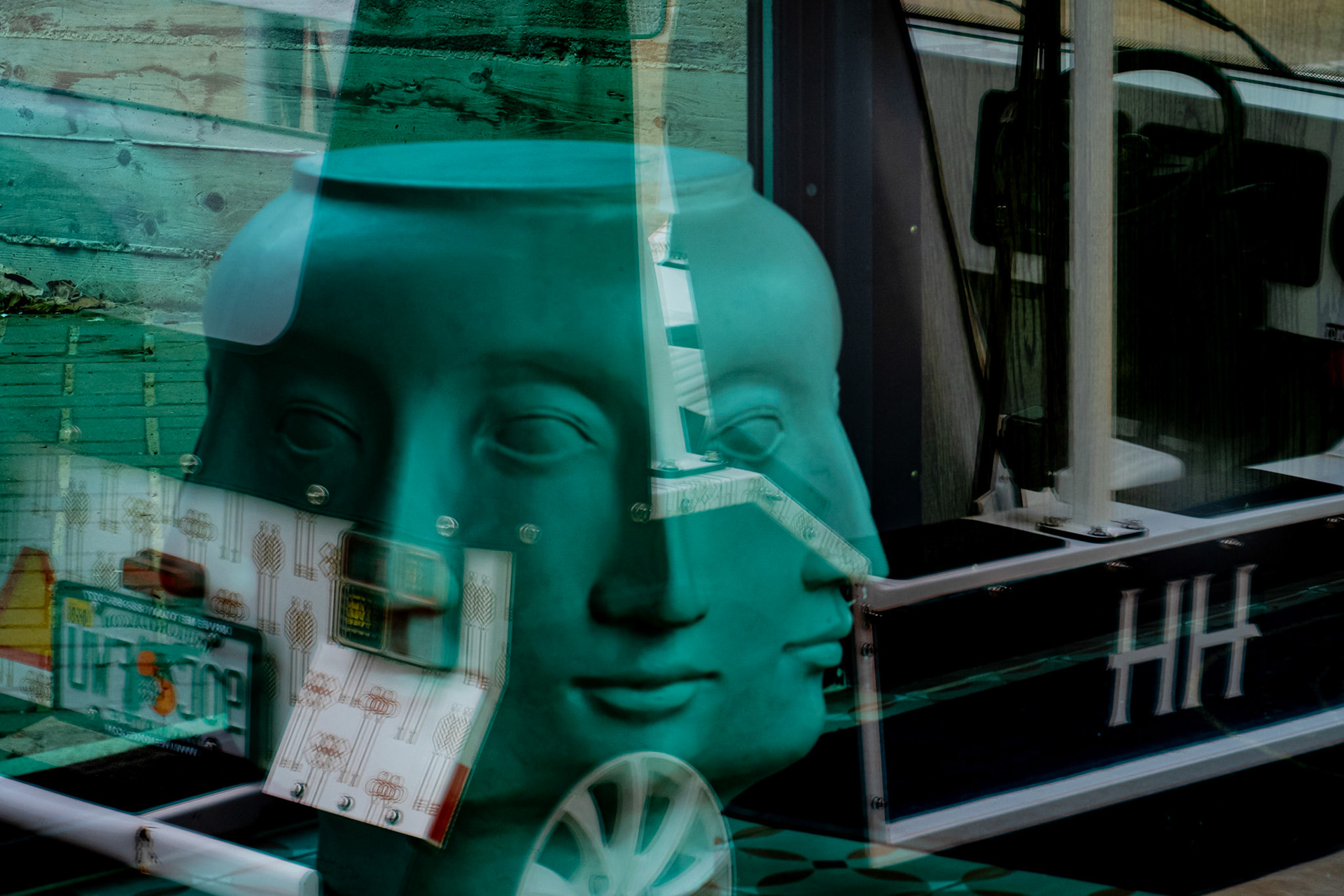 Fujifilm X-H2 | 85 MM | 1/200 sec | f / 10 | ISO 1600