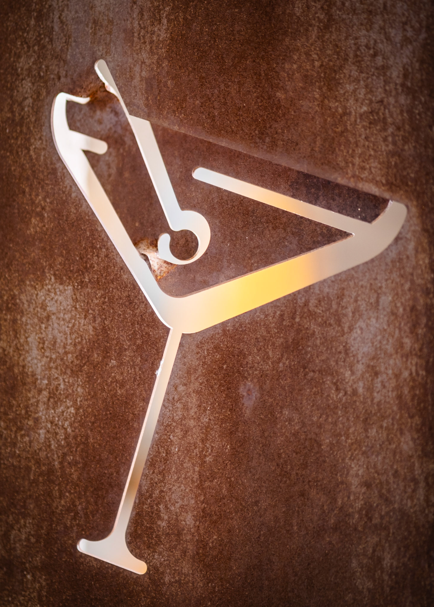 85 MM | 1/250 sec | f/1.8 | ISO 160