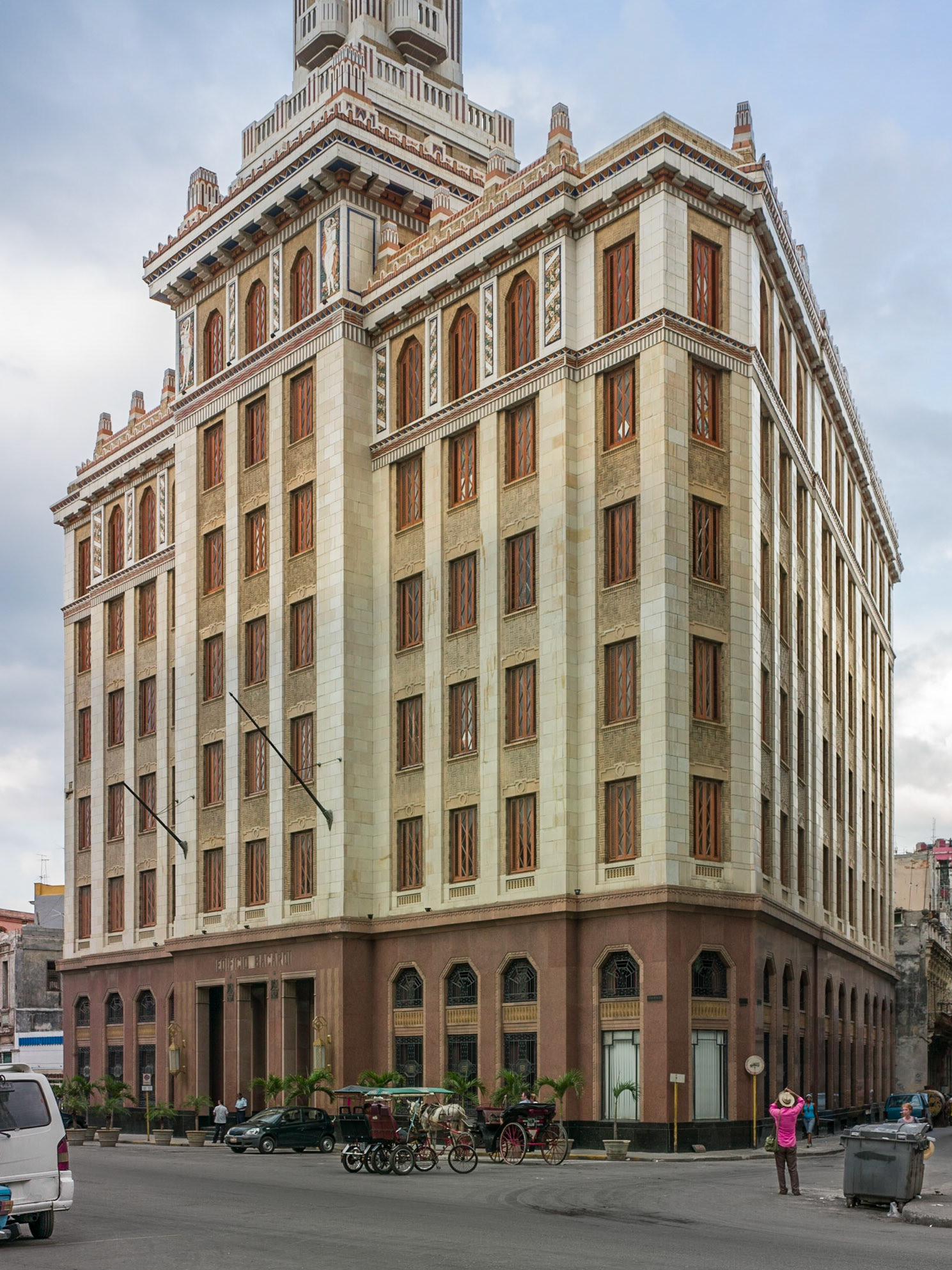 2011  Bacardi Bldg, Havana Vieja 