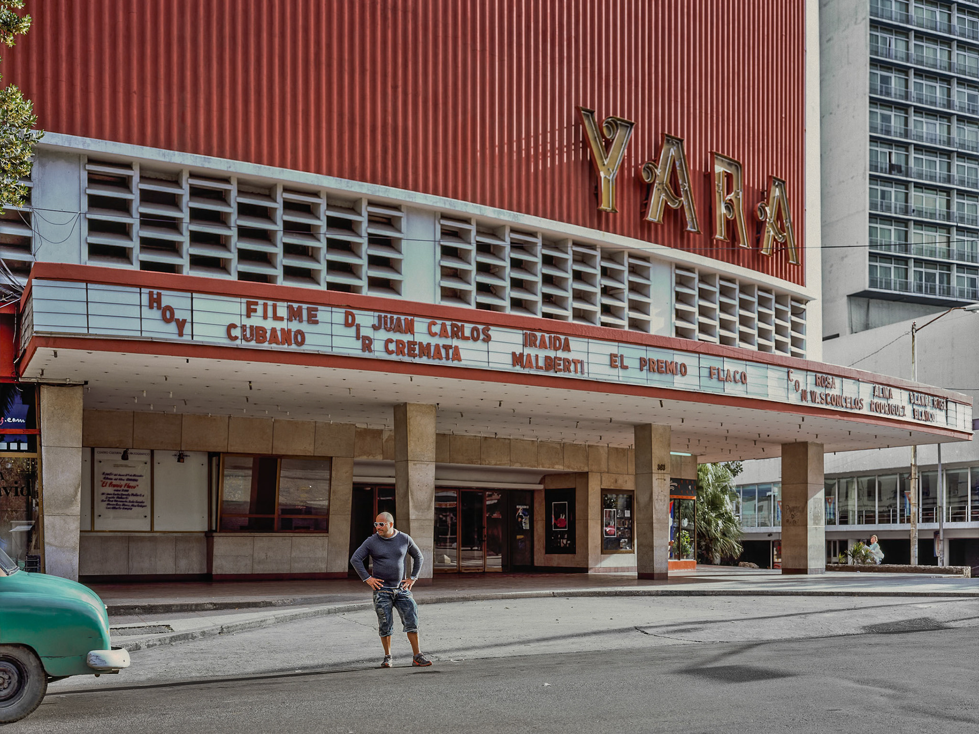 2011 Cine Yara, Architect: Junco, Gaston and Dominquez, El Vedado