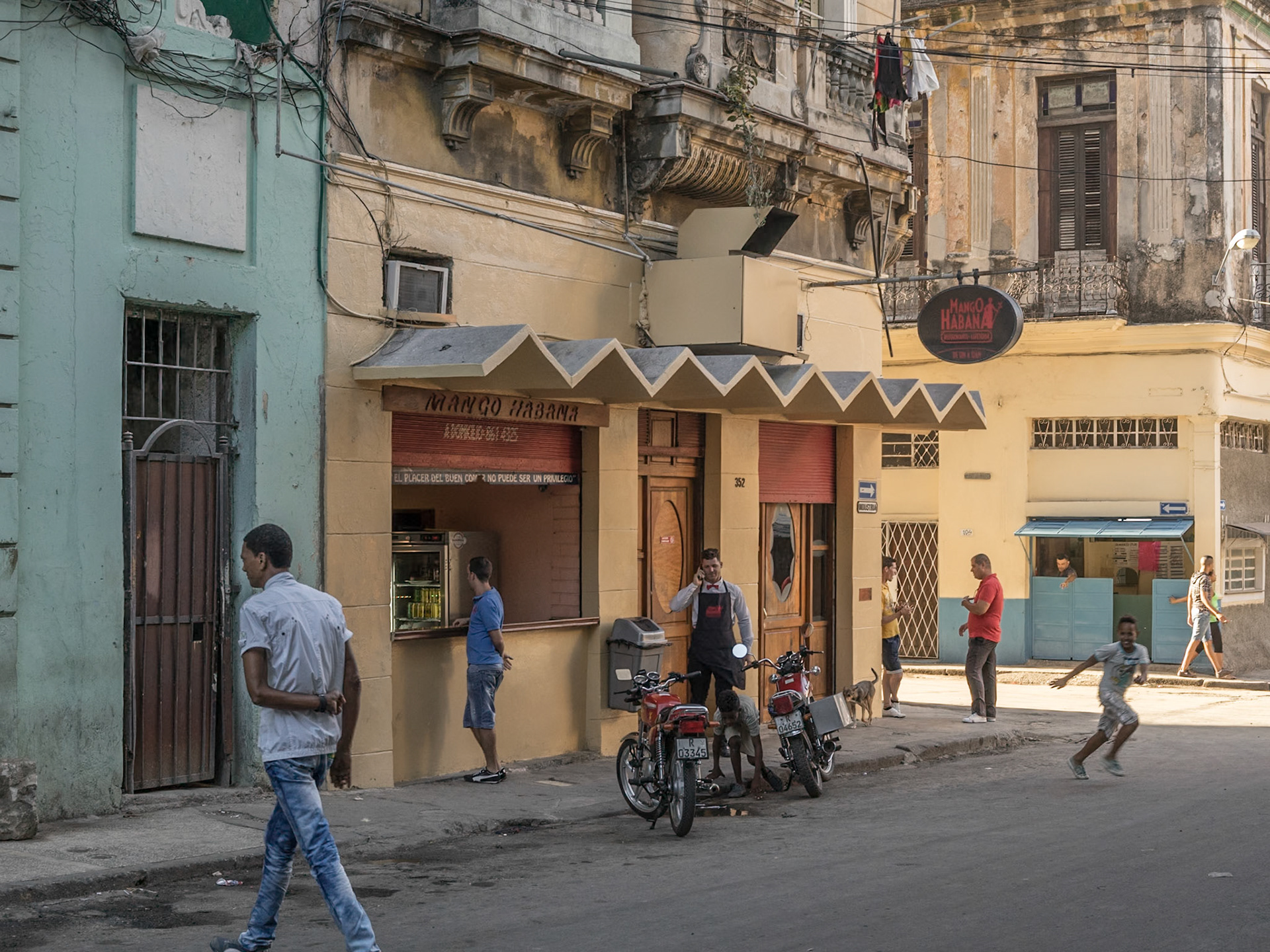 2015  El Centro Havana