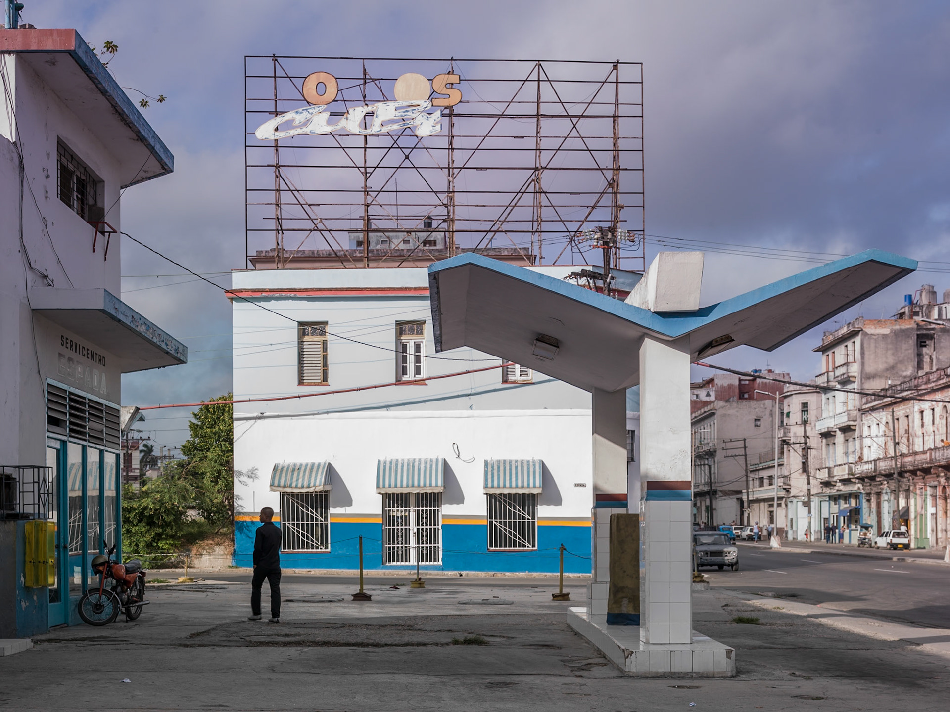 2012 Gas Station