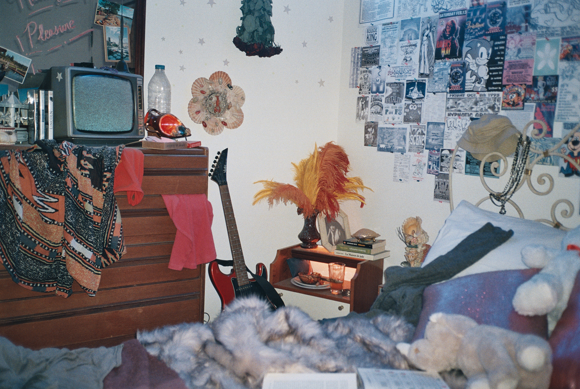 photo of a teen bedroom