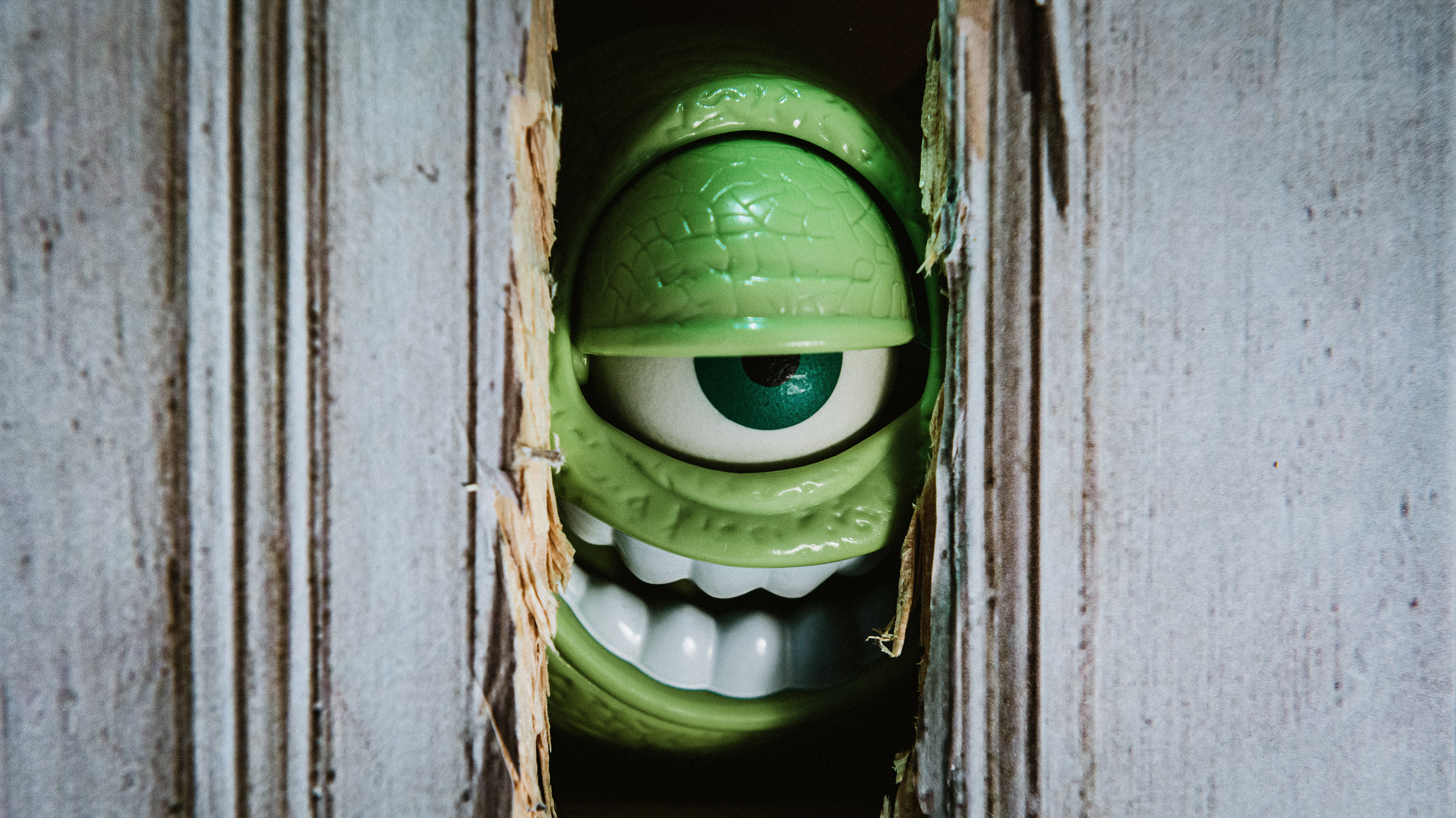 MOVIES WITH TOYS