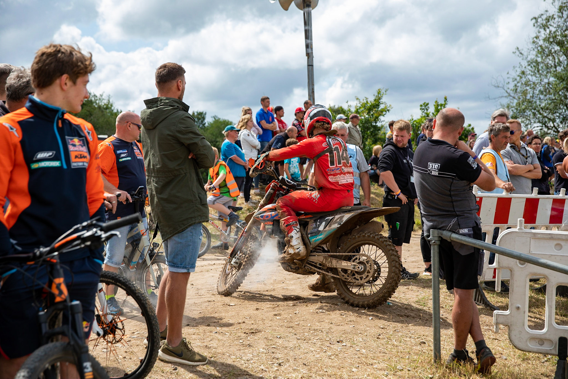 Davide von Zitzewitz (114) beim ADAC MX Masters am 21.07.19 auf dem Motorsportanlage in Tensfeld