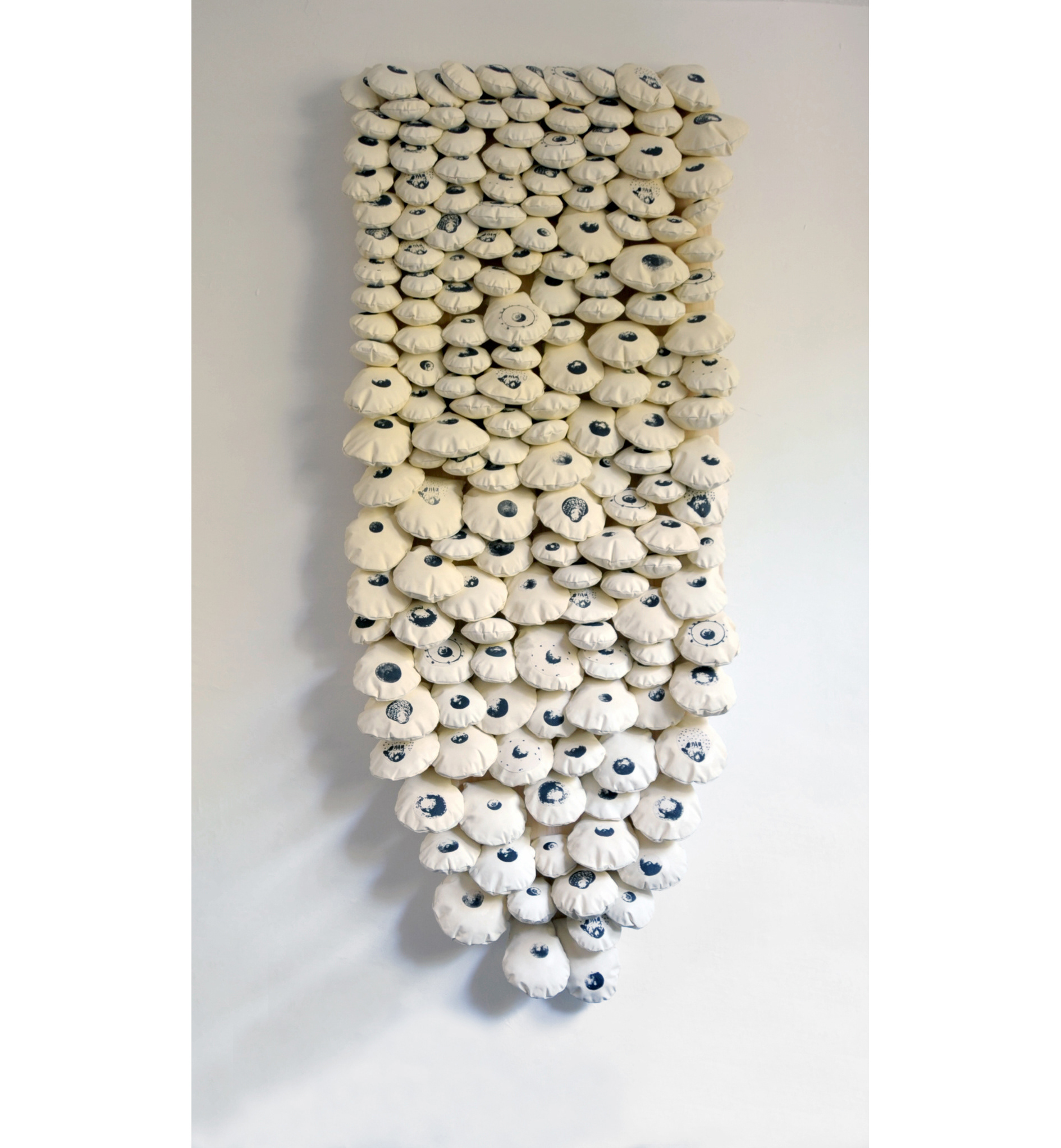 Mixed media on wood and serigraphy 66X170cm
