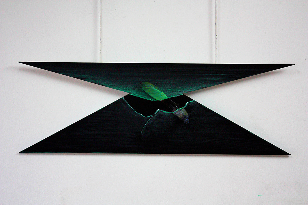 Marcin BERDYSZAK, "Transparency II, from the circle, Dialogues with my Father, 2015, 90 x 30 x 8 cm, Acrylic paint, Wood, Plastic fruit
