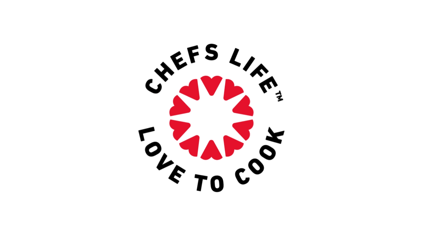 Chefs Life™ heart-inspired badge with the brand tagline, Love to Cook, revolving around it (designs by Kat Vochoska).