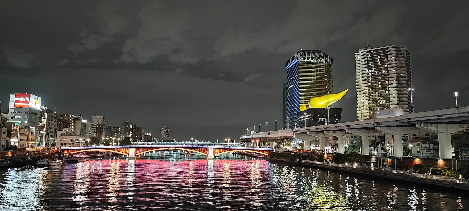 Sumida river at night