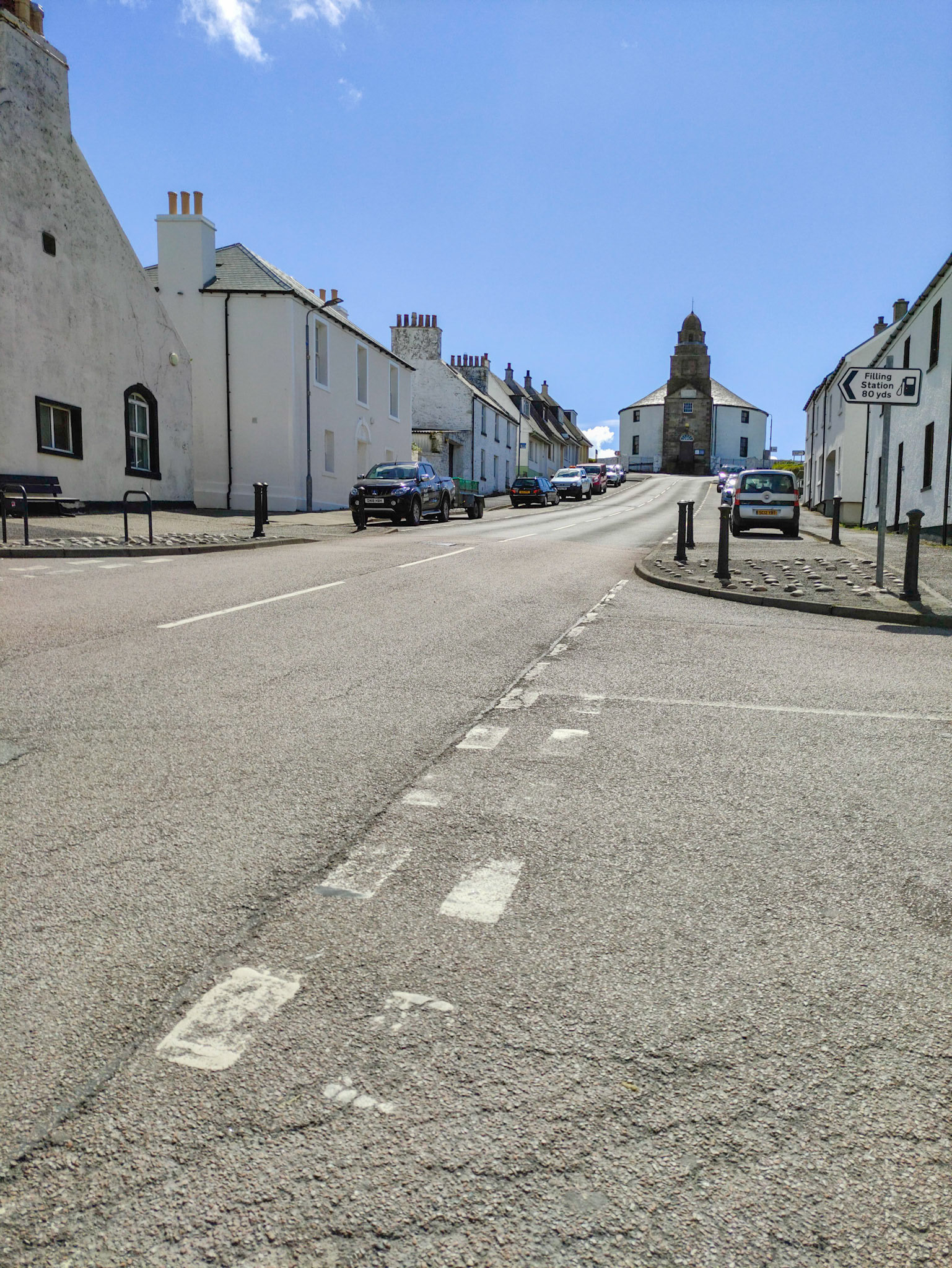 Bowmore town