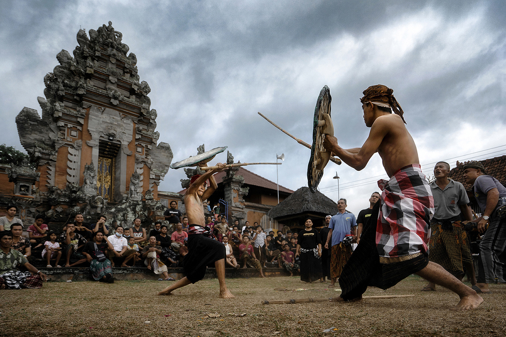 Gebug, Permainan Rakyat Karangasem
