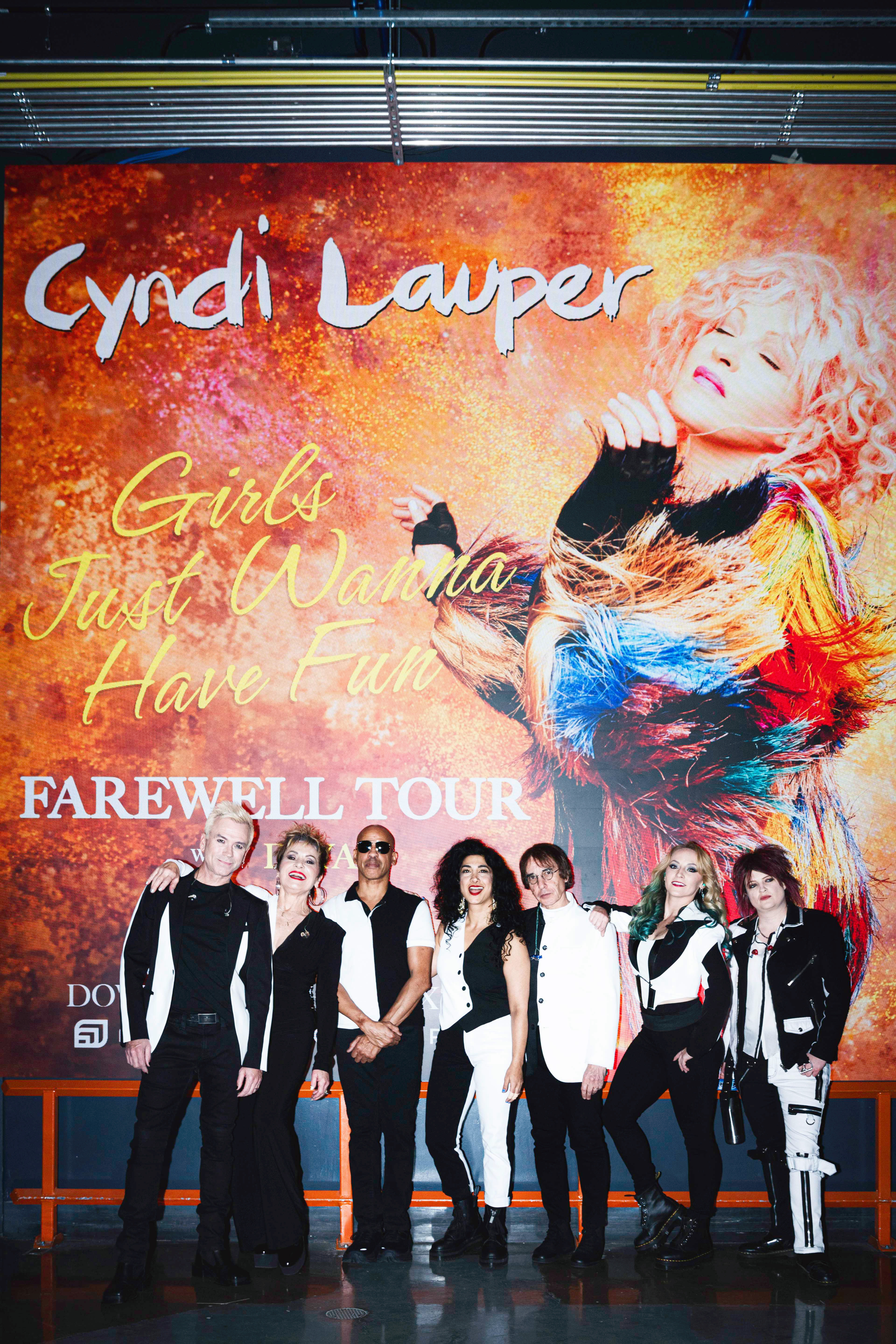 Cyndi Lauper's band, “Girls Just Wanna Have Fun Farewell Tour", Phoenix