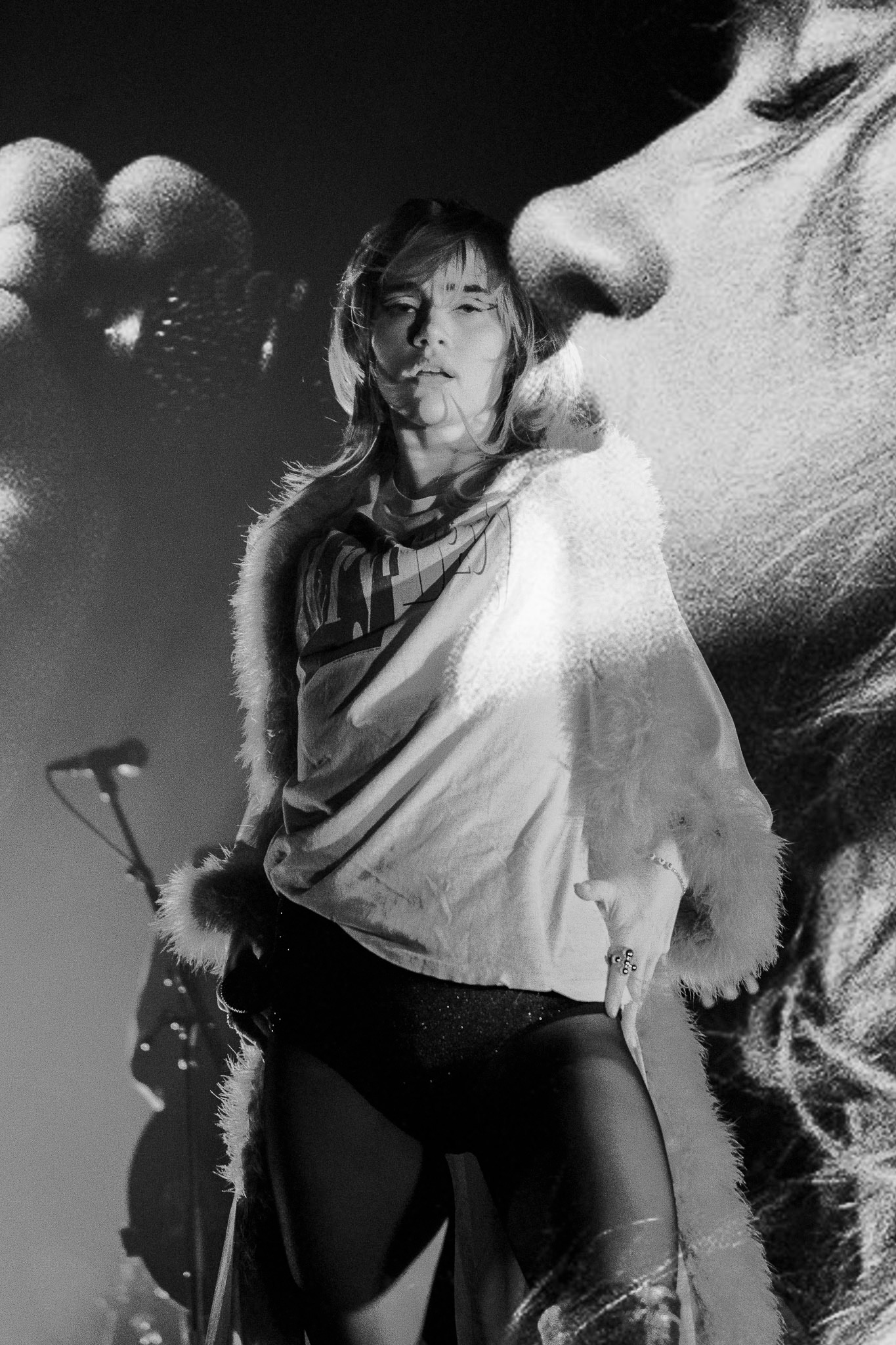 Suki Waterhouse, Montreal, Mtelus