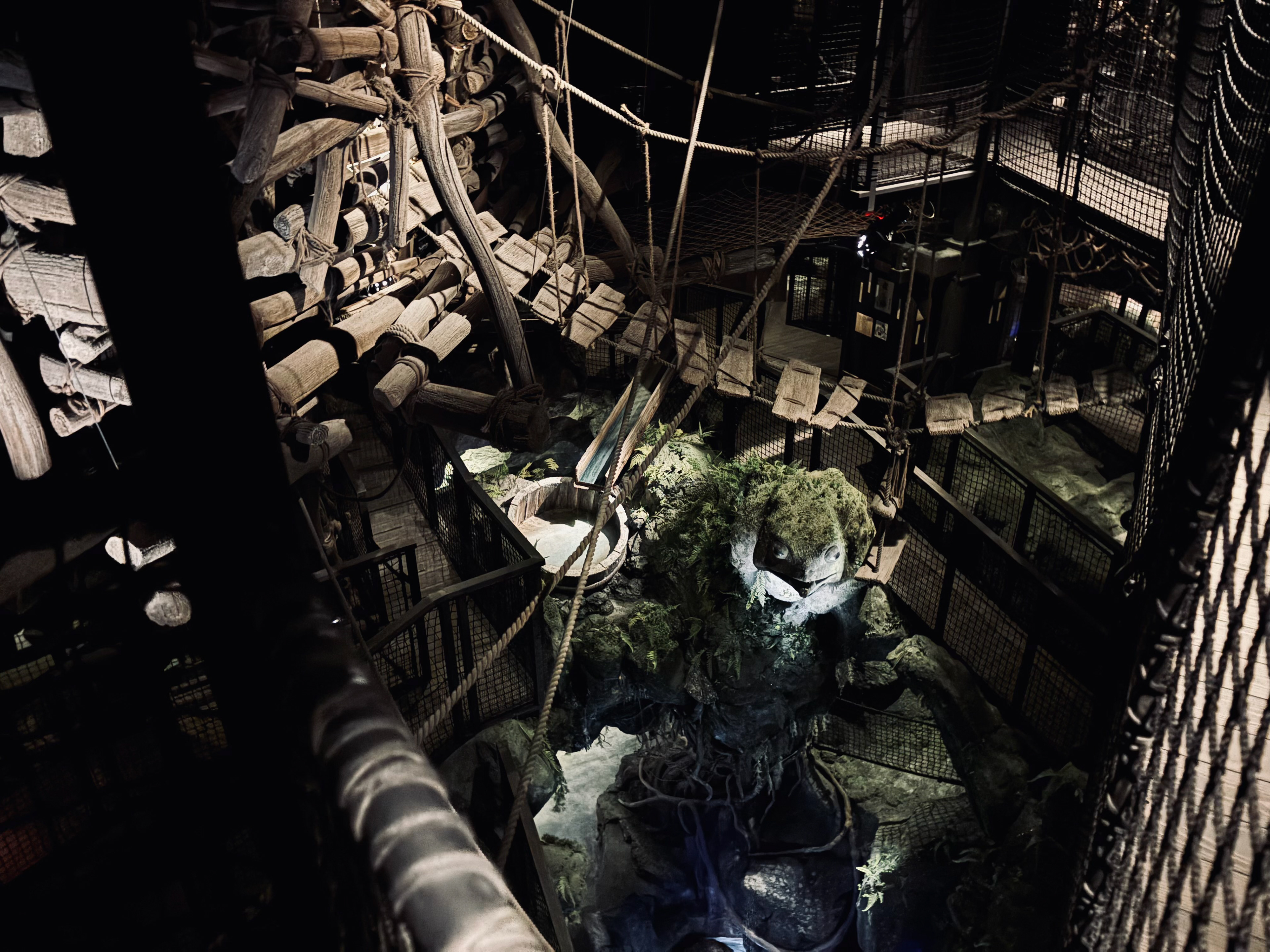 「伊賀流忍者体験施設」忍者体験企画・忍術指導