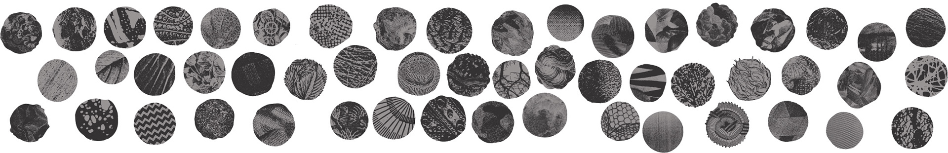 Formes rondes réalisées par collage, qui composent la trame.