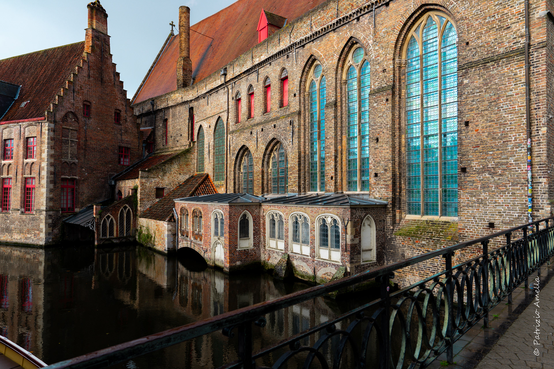 Sint-Janshospitaal gezien vanaf Mariabrug - Brugge