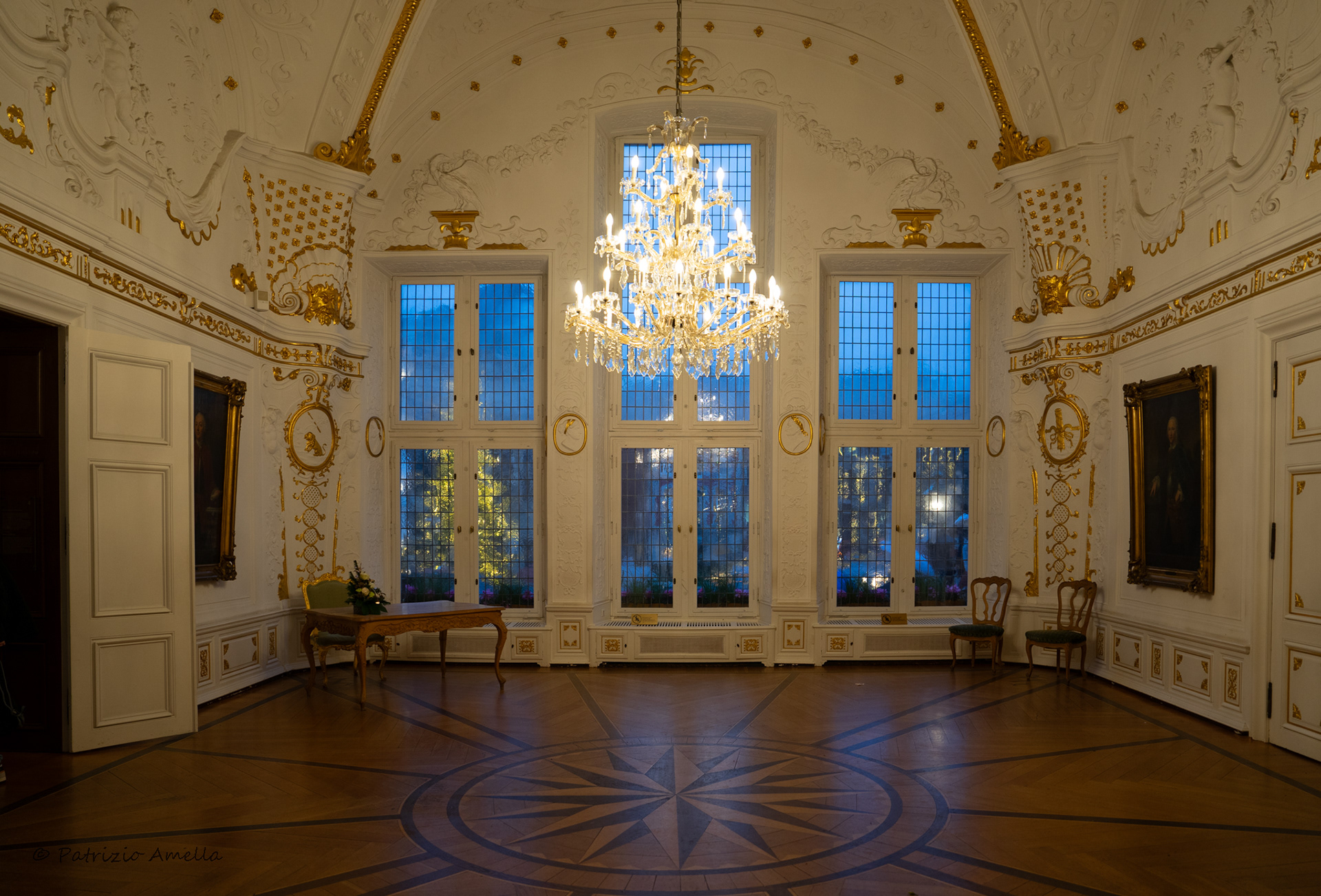 Beside the Peace Hall | Weißer Saal - Rathaus - Aachen