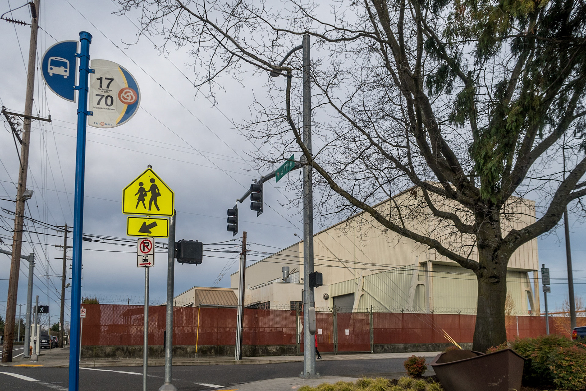 Pacific Northwest Photowalks 1/25/2020 Portland TriMet Line 70 Walk 1