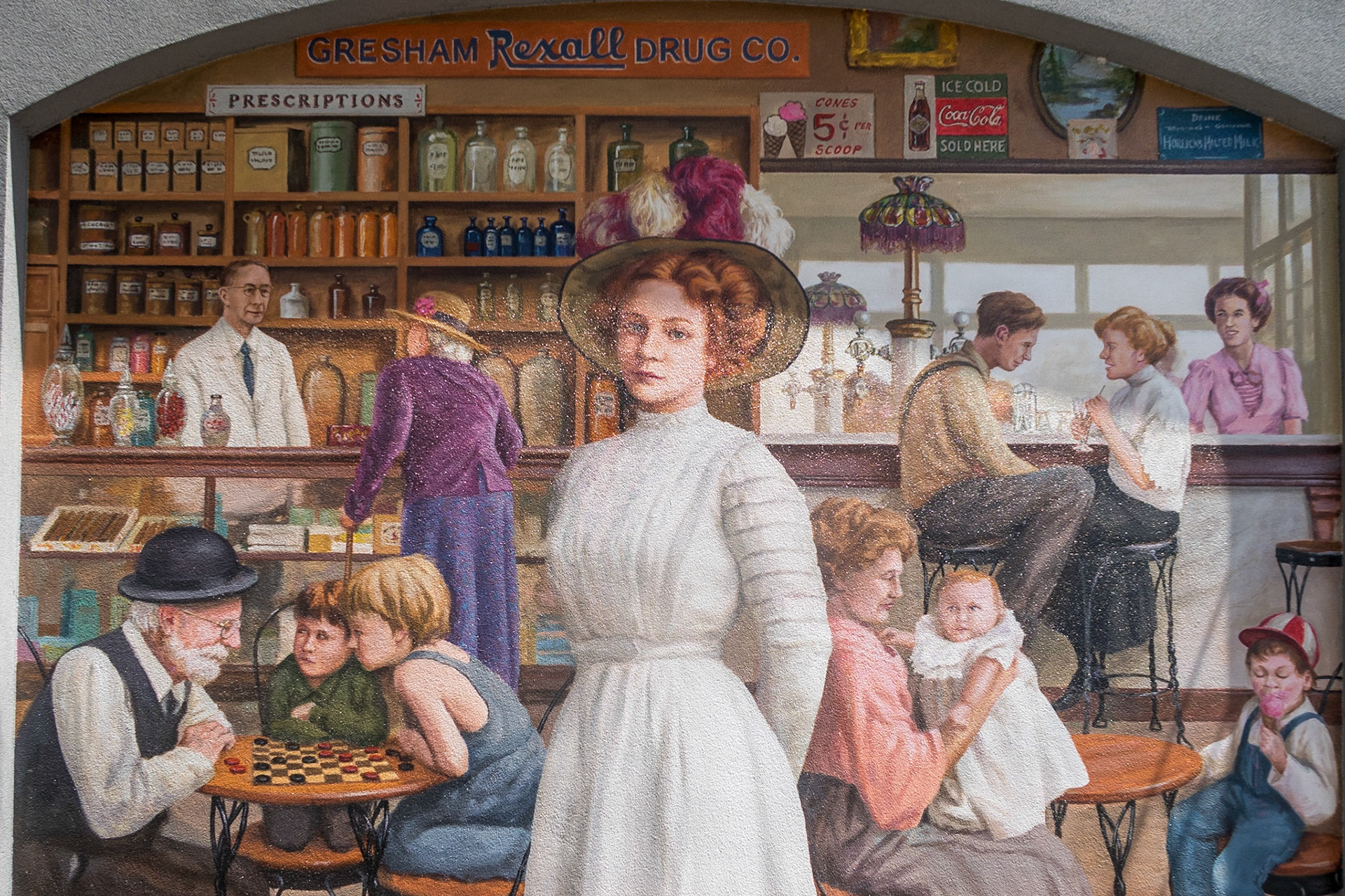 https://pamplinmedia.com/go/42-news/318940-198043-new-downtown-mural-invites-greshamites-to-share-stories
