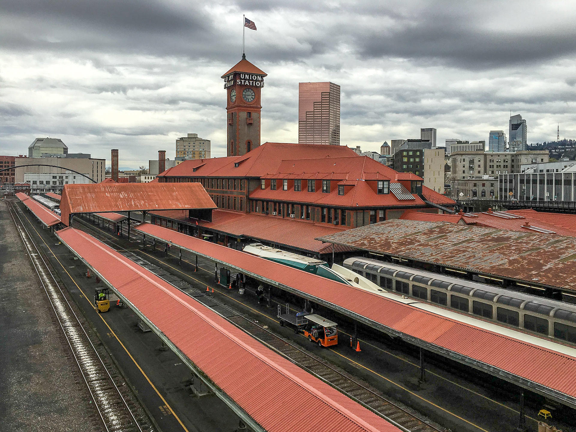 Ref: en.wikipedia.org/wiki/Portland_Union_Station