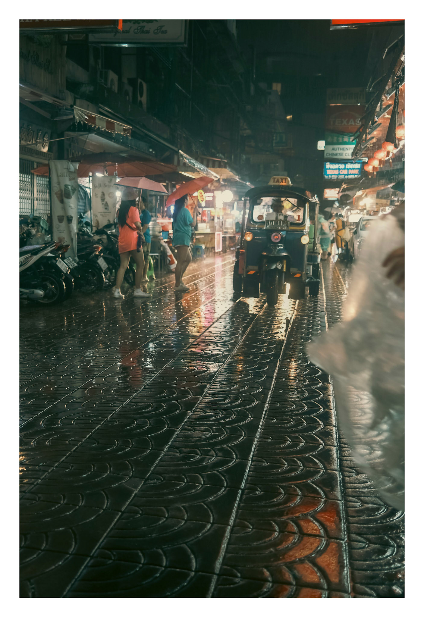 Tuk Tuk Rainy Night