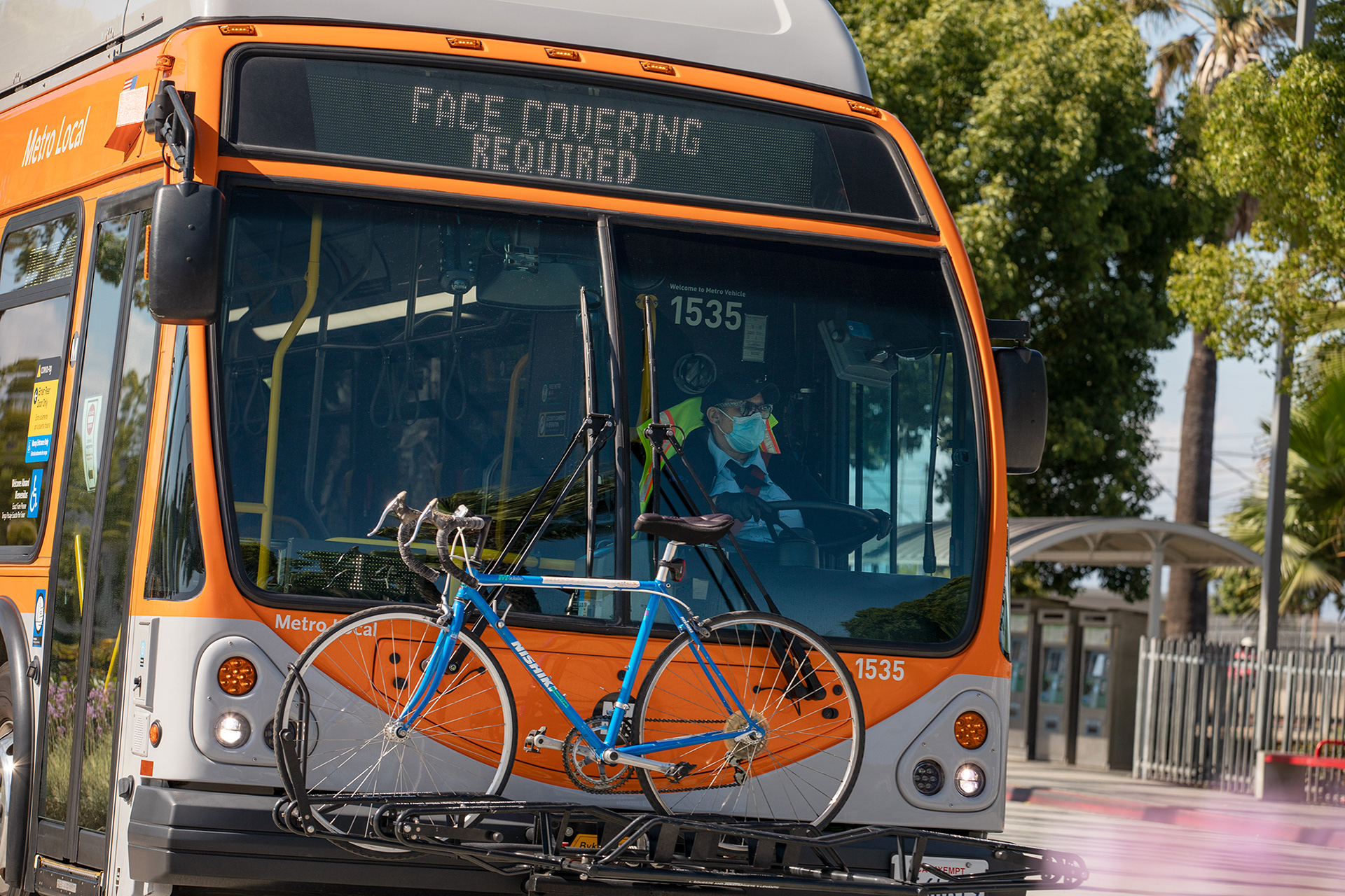 LA Metro Bus, Artesia Station 2020