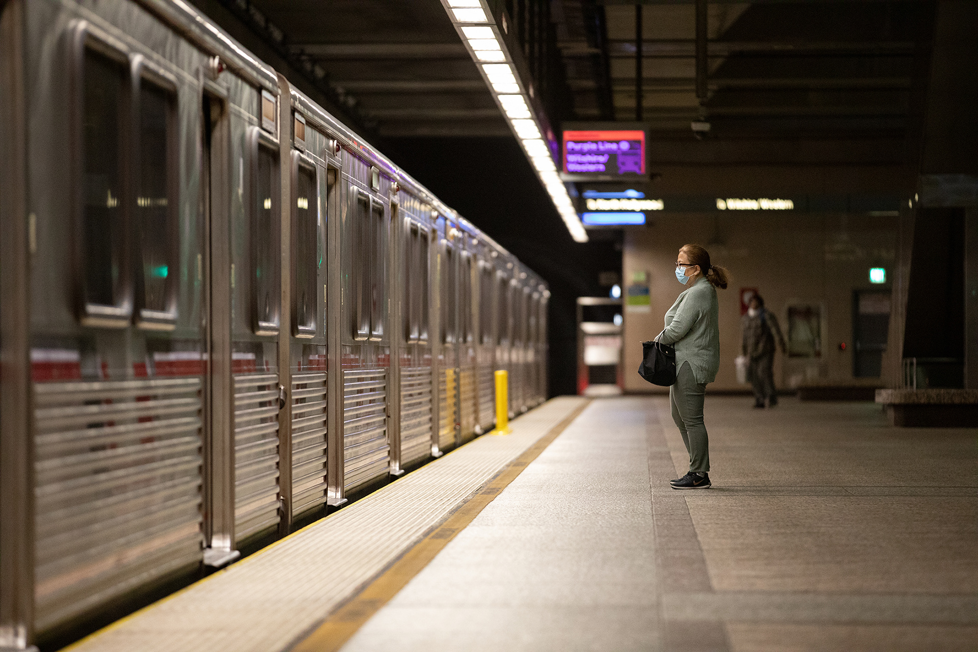 LA Metro Patron, Wilshire/Vermont Station 2020