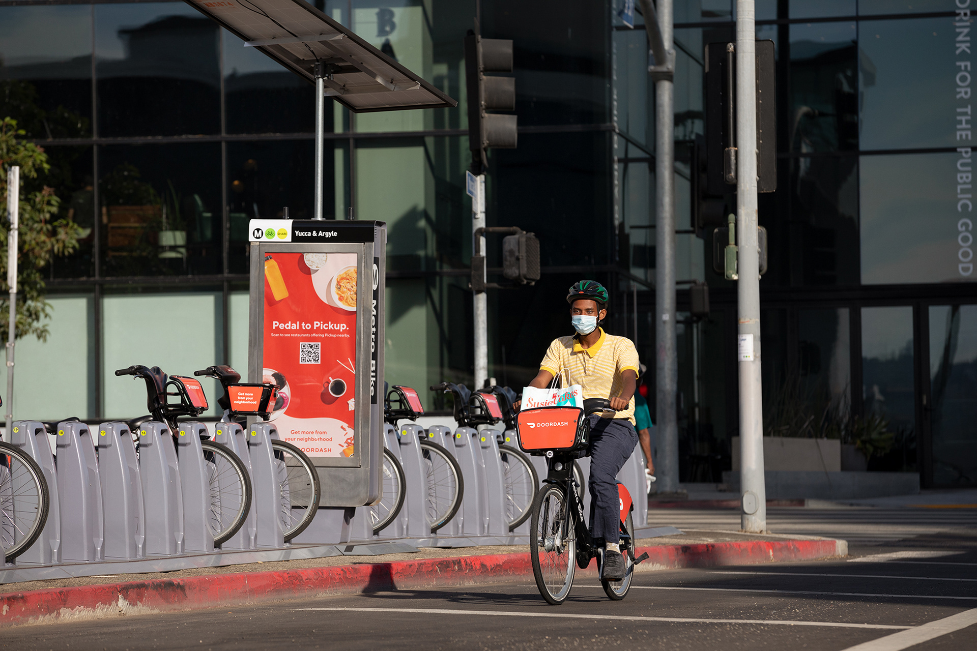 Metro Bike Share x Door Dash Hollywood, Los Angeles 2018