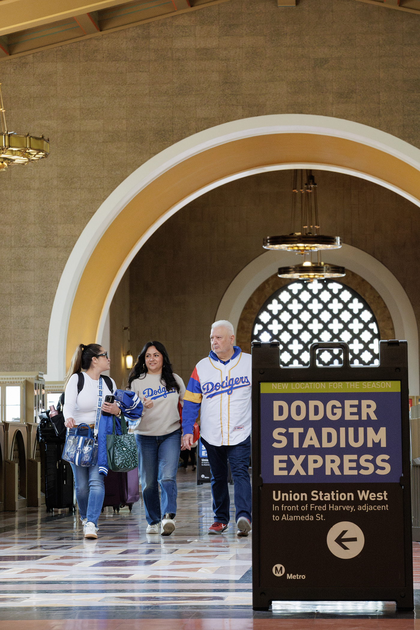 LA Dodger Express Bus Patrons, Union Station 2025