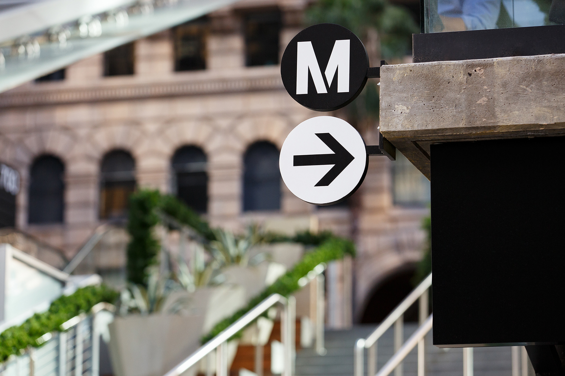 LA Metro Signage at The Bloc, Los Angeles 2017