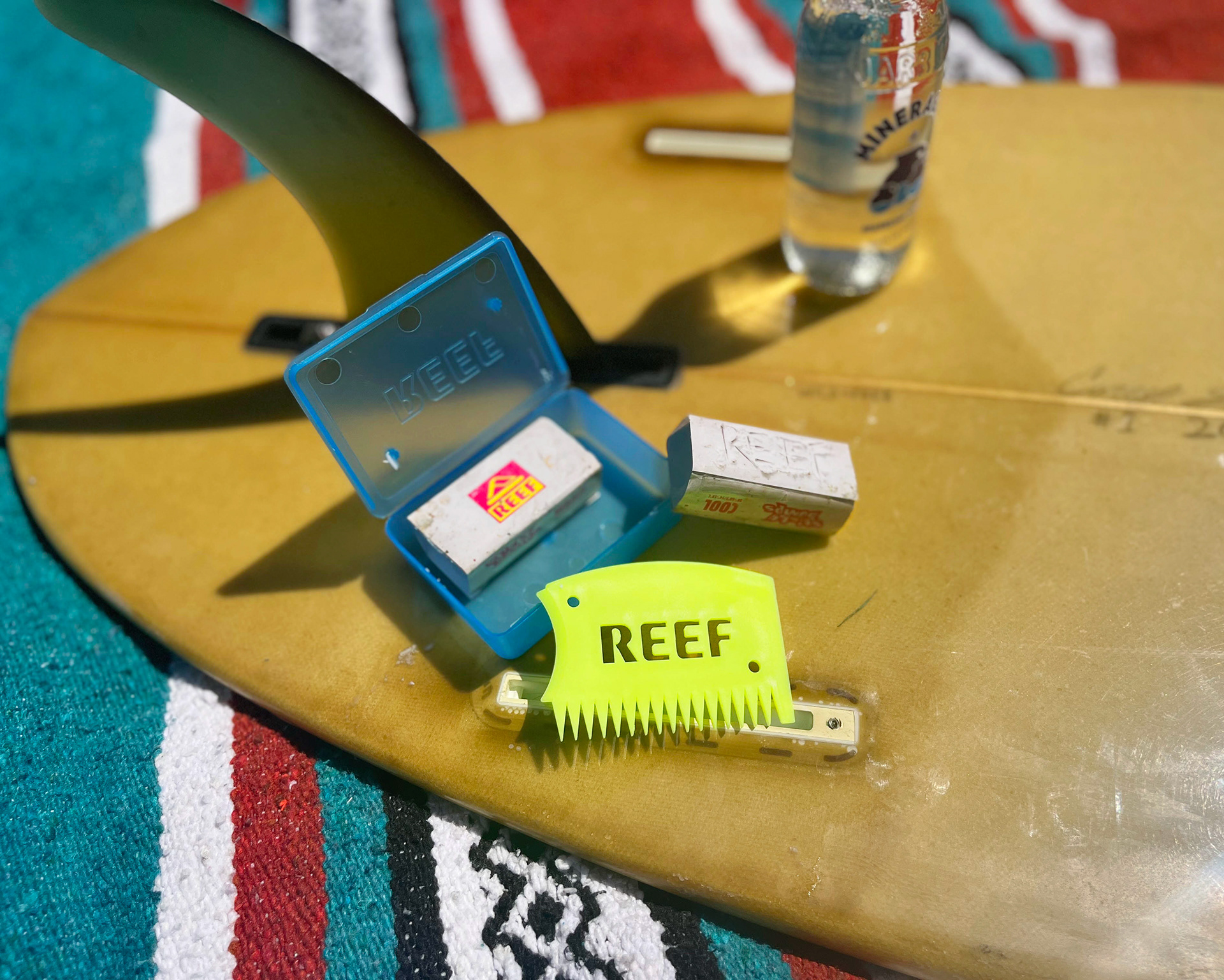 Reef surf wax comb kit retail marketing promo