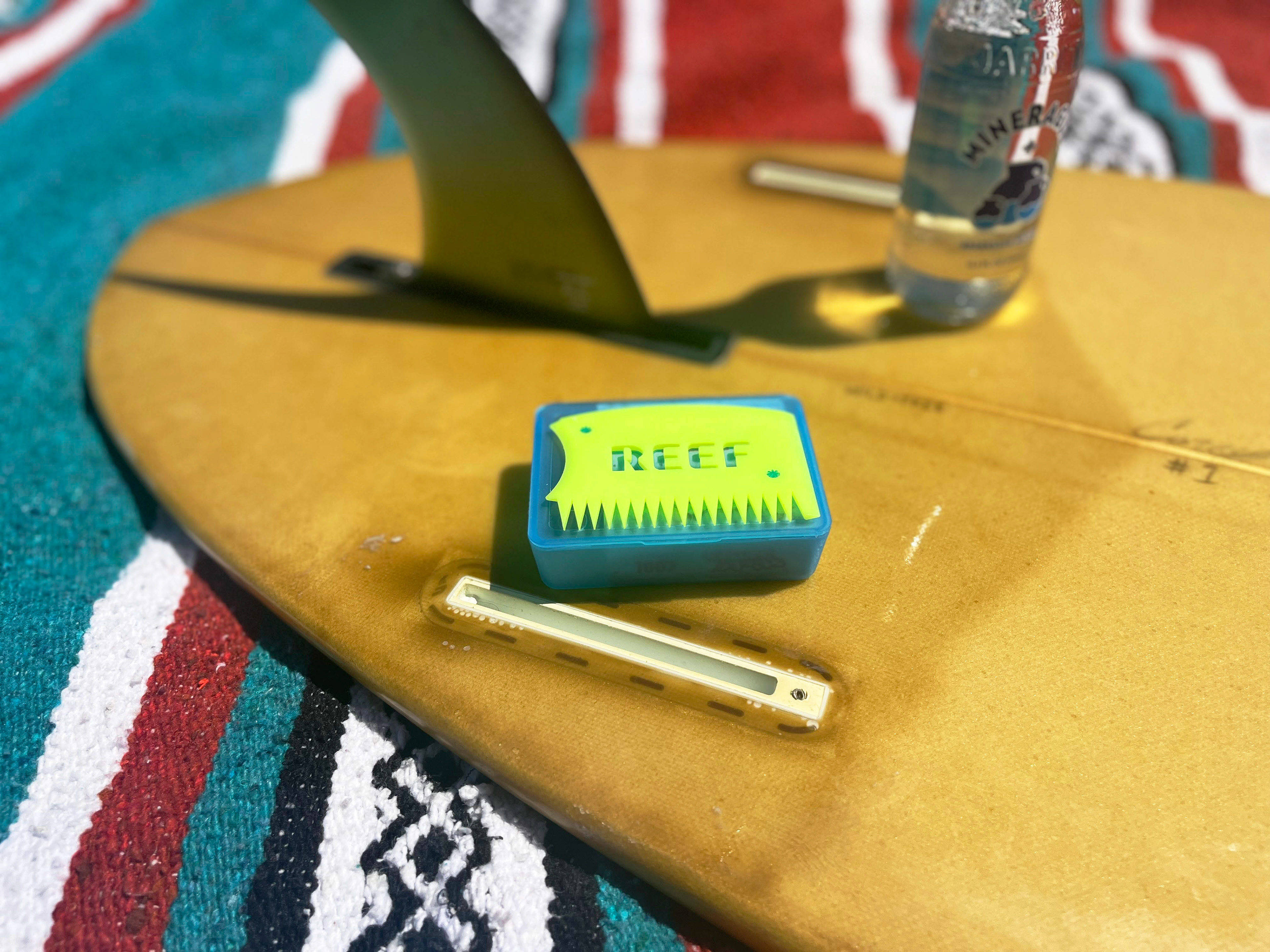 Reef surf wax comb kit retail marketing promo