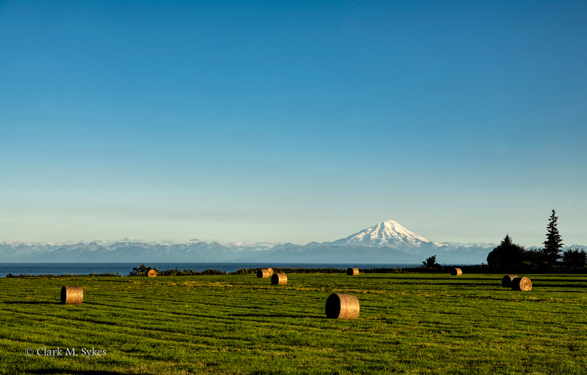 Mt. Redoubt, an active volcano near Homer, Alaska (Image AK-3)
