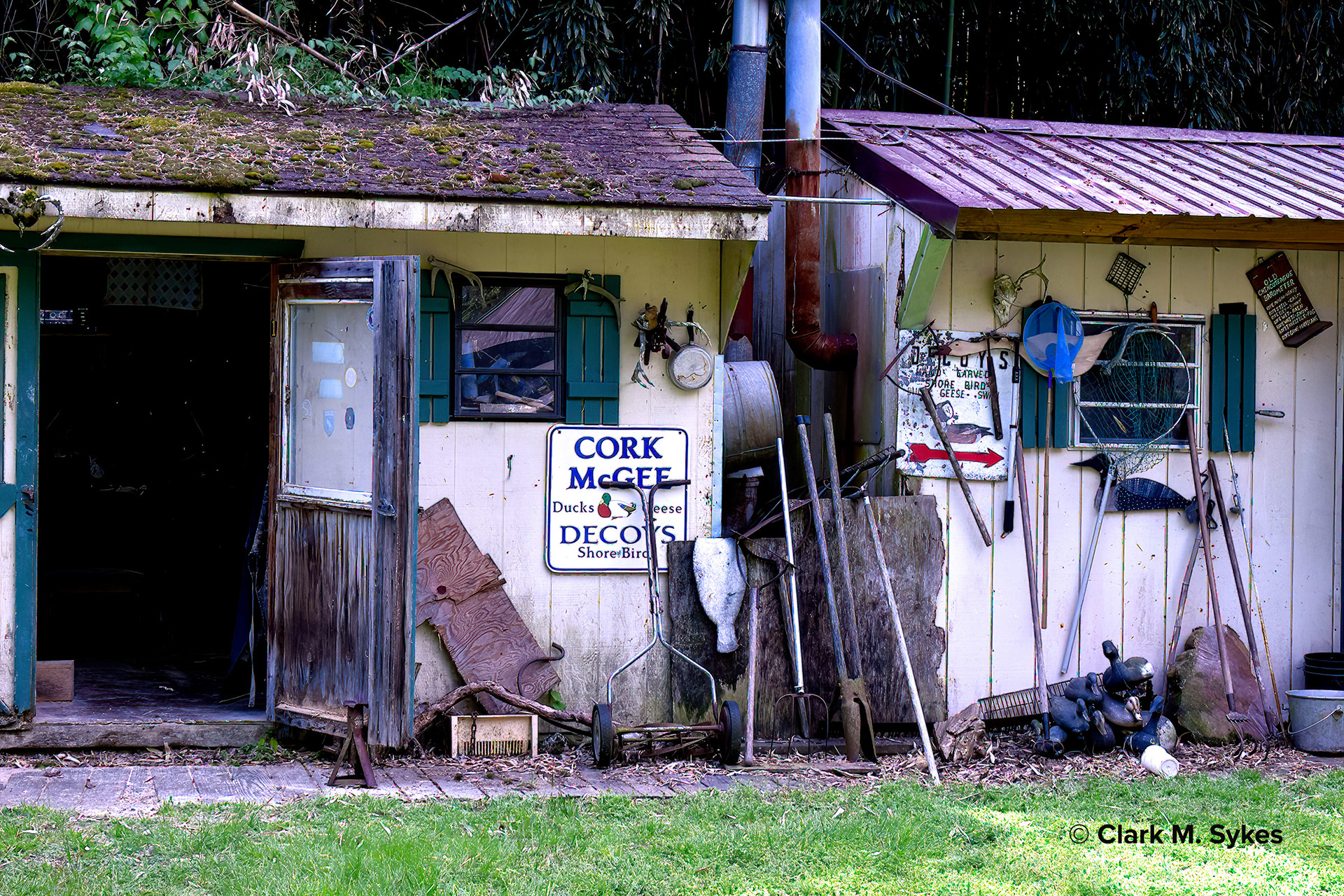 Decoy carver's workshop, Chincoteague Virginia (Image CH-5)