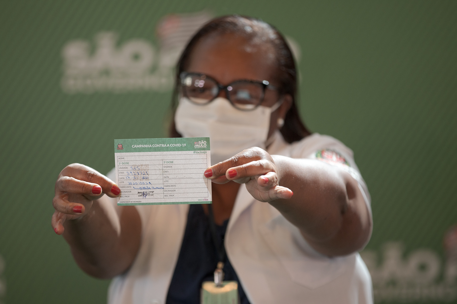 January 2021, início da vacinação contra a COVID-19 no Brasil
