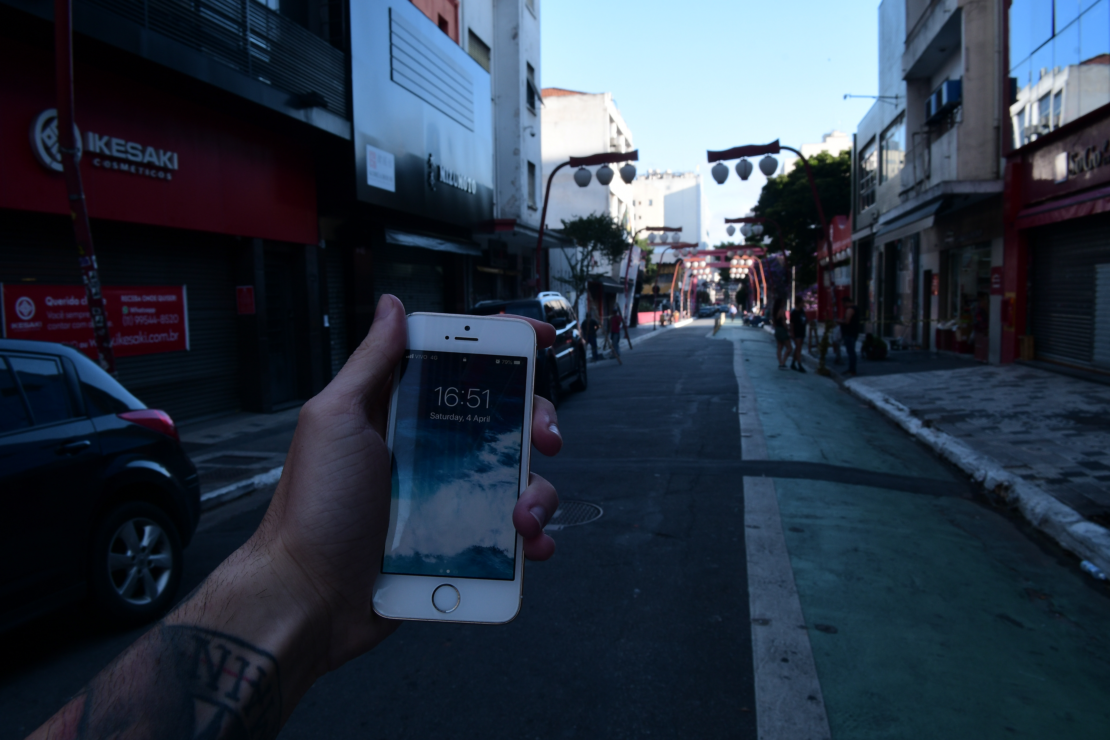 April 2020, movimentação no bairro da Liberdade, São Paulo